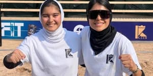 اختتامیه هفته نخست رقابت‌های تنیس ساحلی BT10 جام خلیج‌فارس با قهرمانی تیم بانوان