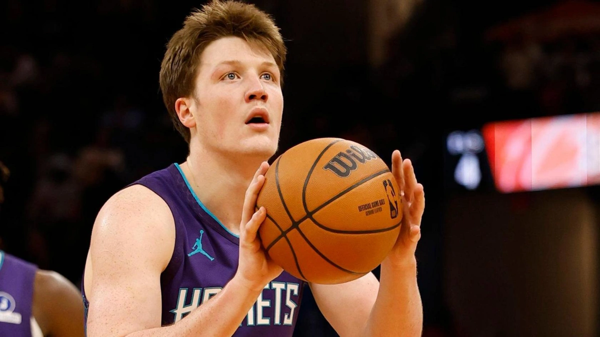 کُن نوپل سریع‌ترین بازیکن تاریخ NBA در رسیدن به ۱۰۰ پرتاب سه امتیازی