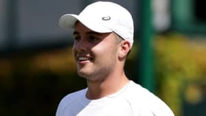 آرتور فری برای اولین بار به جدول اصلی یک گرند اسلم خارج از کشور راه یافت