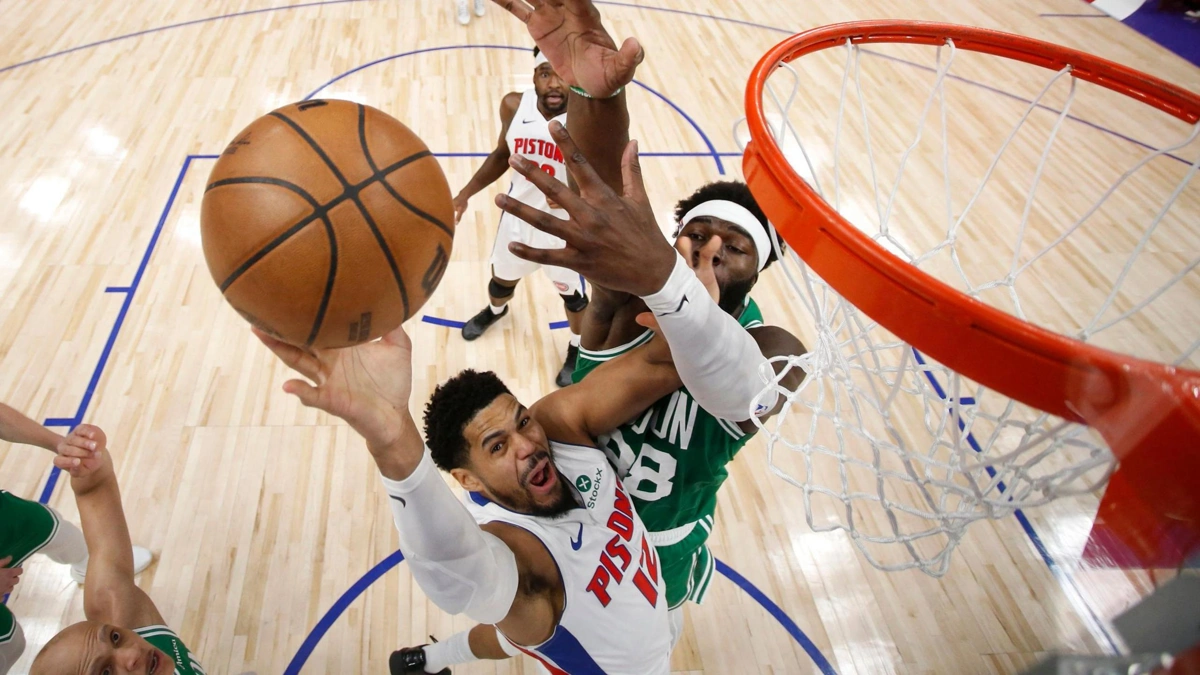 پیروزی دقایق پایانی دیترویت پیستونز مقابل بوستون سلتیکس در نبرد صدرنشینان شرق NBA