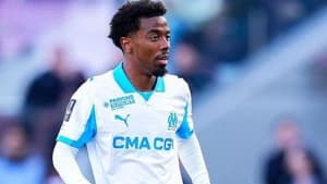 آنجل گومز، هافبک انگلیسی مارسی در آستانه انتقال قرضی به ولورهمپتون