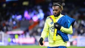 ترک باشگاه آمریکا توسط آلان سن-ماکسیمن به دلیل توهین نژادپرستانه به فرزندانش