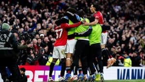 آیا دوران کوتاه آموریم در منچستریونایتد تلف شد؟ مقایسه با شروع موفقیت‌آمیز مایکل کریک