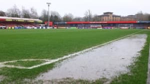 تعویق دیدار برایتون و آرسنال به دلیل آبگرفتگی زمین