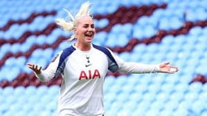 پیروزی تاریخی تاتنهام هاتسپر برابر استون ویلا در لیگ فوتبال زنان انگلیس