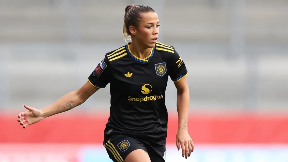 برنامه منچستریونایتد برای جایگزینی سلین بیزت به دلیل بارداری