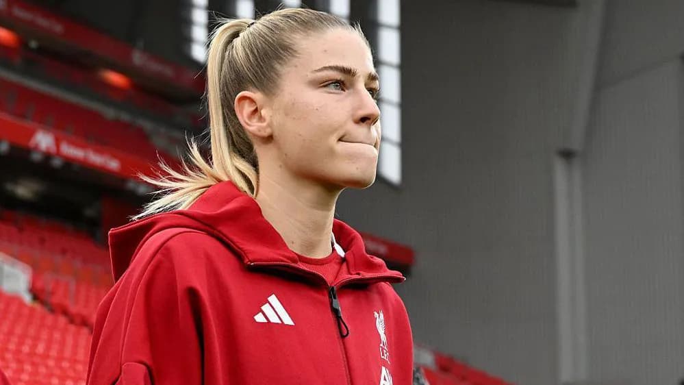 واکنش به افشای نام ماری هوبینگر در پرونده تعقیب و آزار