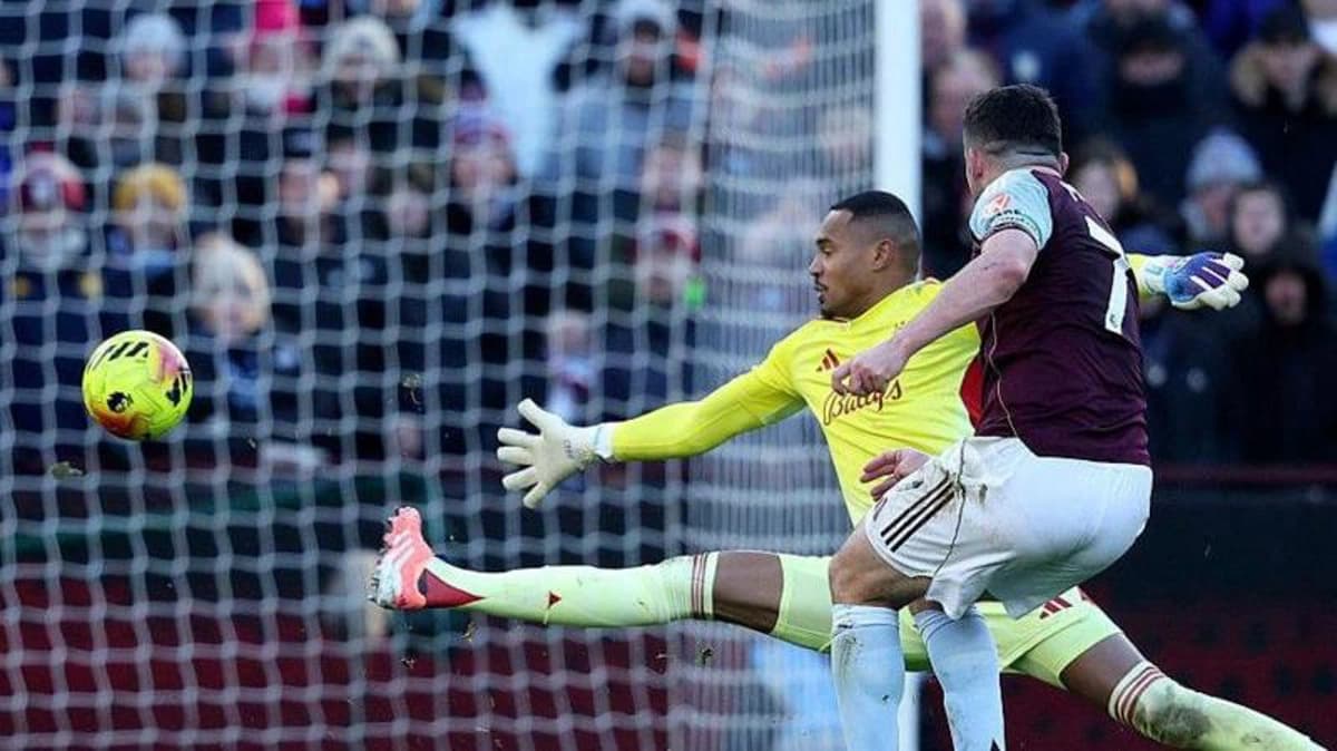 ادامه افت ناتینگهام فارست؛ دایچ خواهان نگاه واقع‌بینانه شد