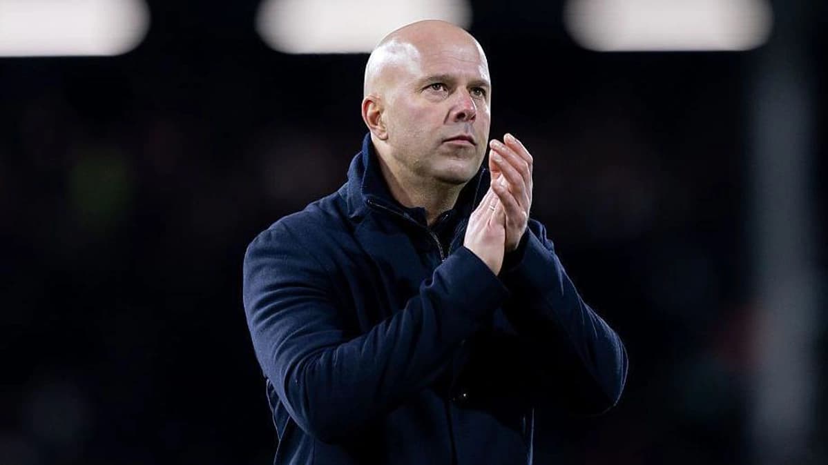 واکنش آرنه اسلات به انتقادات از سبک بازی لیورپول: شنیدن لقب "کسلکننده" سخت است