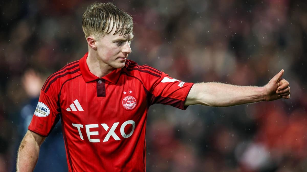 درخشش لایل کامرون در اولین بازی خود برای آبردین؛ آیا میتواند دل هواداران را به دست آورد؟