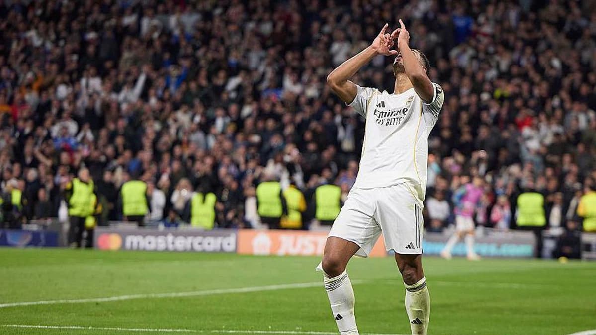 واکنش بلیگینگهام به شایعات مهمانی‌ها با شادی گل طنزآمیز