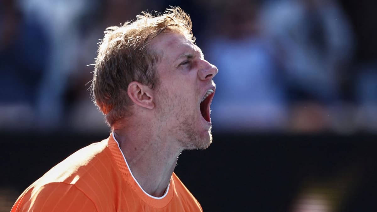 انتقاد شدید داویدوویچ فوکینا از رفتار تماشاگران مست در اپن استرالیا