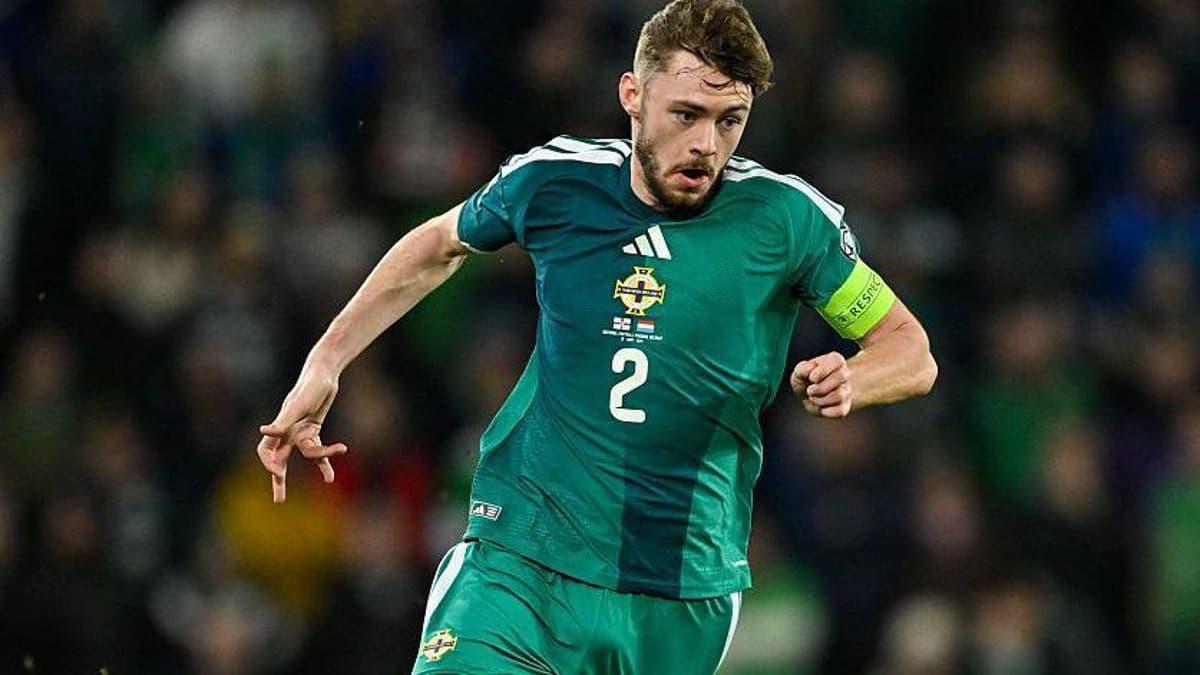 غیبت دردناک کانر بردلی در پلی‌آف جام جهانی ۲۰۲۶؛ چالش بزرگ برای ایرلند شمالی