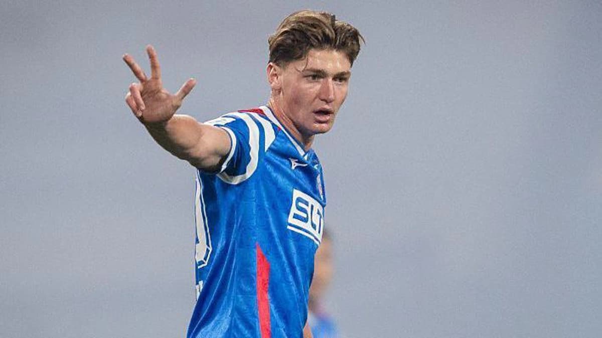 خرید رایان نادری توسط رنجرز از هانزا روستوک