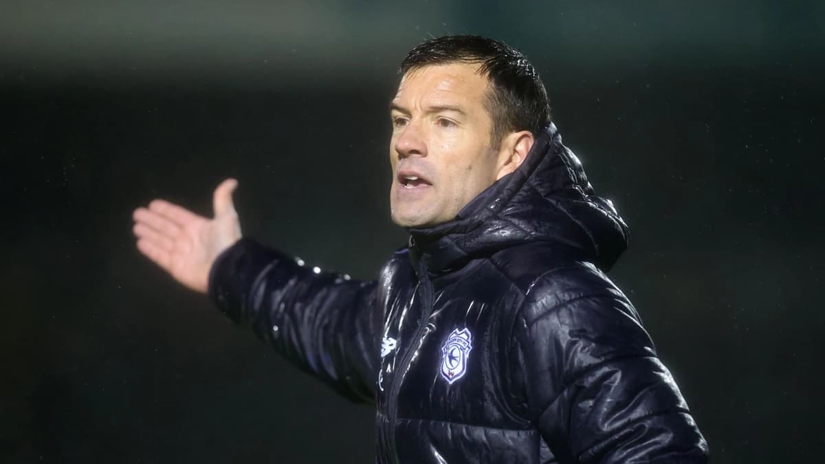 انتقاد بریان بری-مرفی از داوری‌های لیگ یک فوتبال انگلیس