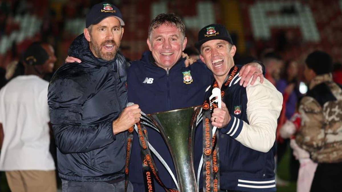 مدیران رکسام: فیل پارکینسون «تا هر زمان که بخواهد» سرمربی خواهد ماند