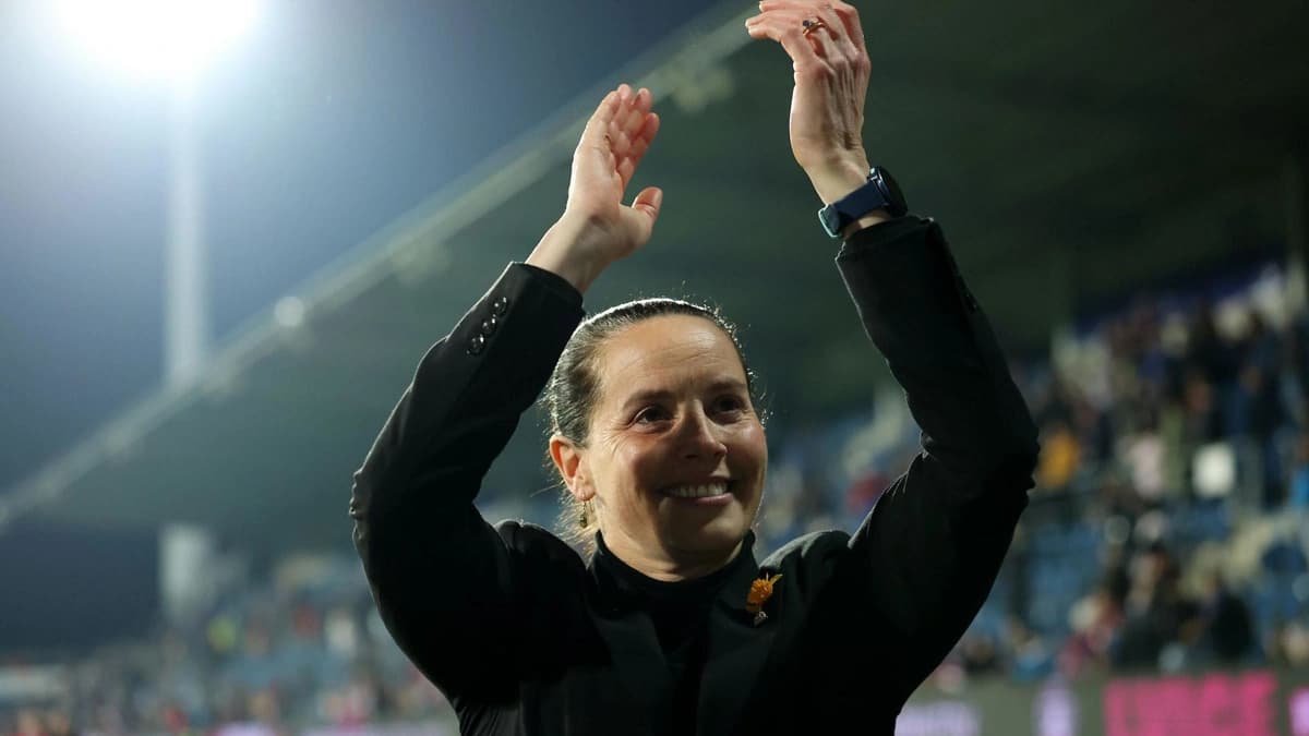 تمجید ویلکینسون از تعویضی‌های موفق ولز در مسیر جام جهانی بانوان