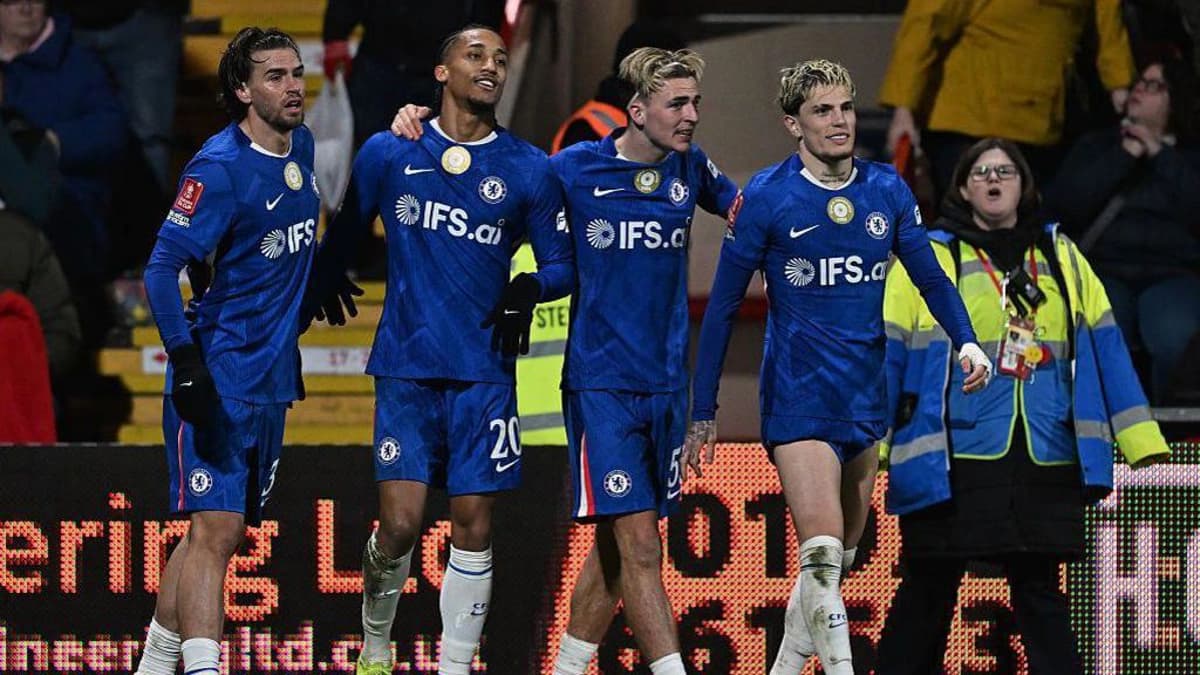 توضیح روتاسیون لیام روزنیور در چلسی پس از صعود به یک‌چهارم نهایی جام حذفی