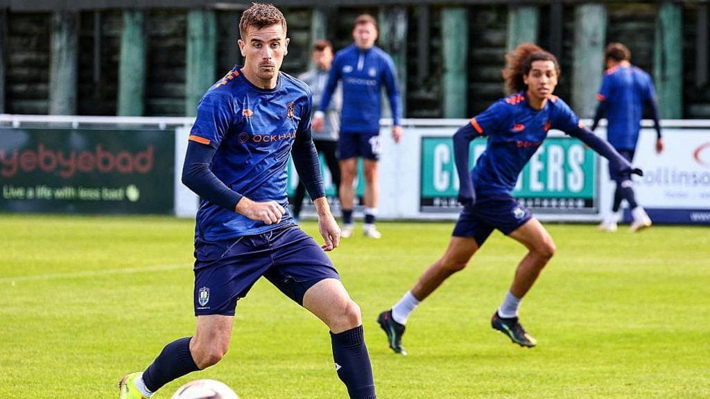 تیم نیمه‌حرفه‌ای اوکلند سیتی و رؤیای مقابله با بایرن و بنفیکا در جام باشگاه‌های جهان