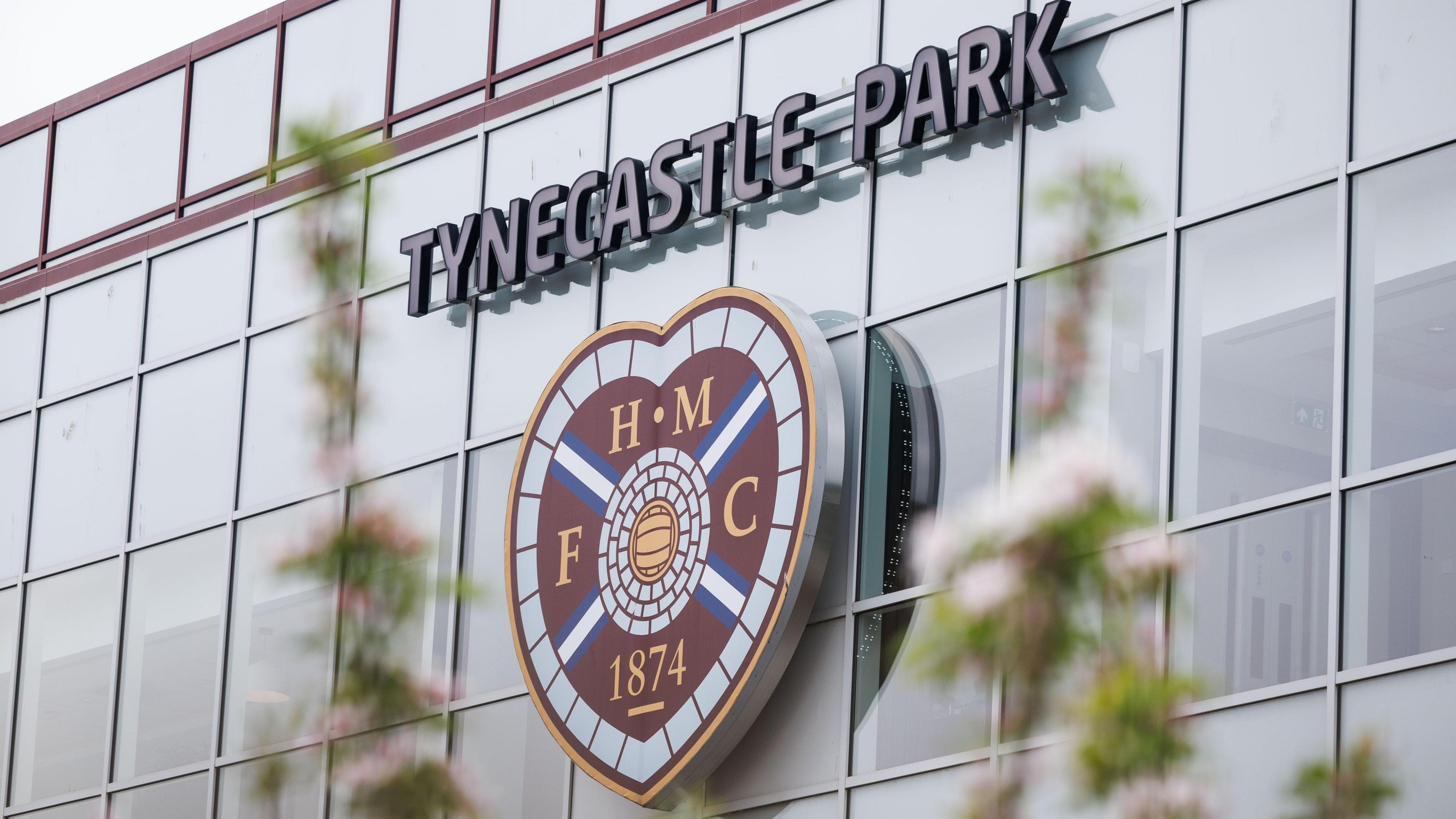 کلاودیو براگا به تیم هارتس اسکاتلند پیوست