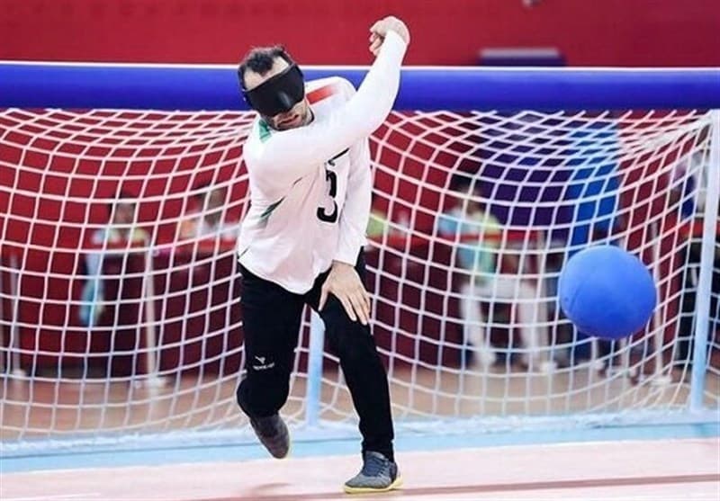 تقدیم مدال‌های تیم ملی گلبال به سحر امامی، مجری شجاع ایرانی