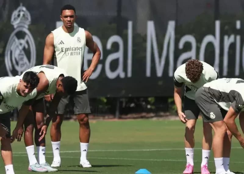 واکنش ترنت الکساندر آرنولد به سرعت بالای فوتبال در رئال مادرید