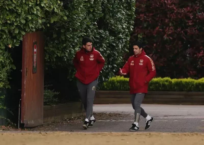 کارلوس کوئستا، دستیار آرتتا گزینه اصلی هدایت پارما شد