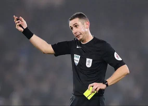 اتهام داور سابق لیگ برتر انگلیس به دلیل توهین به یورگن کلوپ