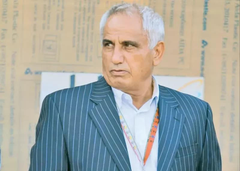 شرفی: باید به ساپینتو آزادی عمل بدهیم چون دل شیر دارد