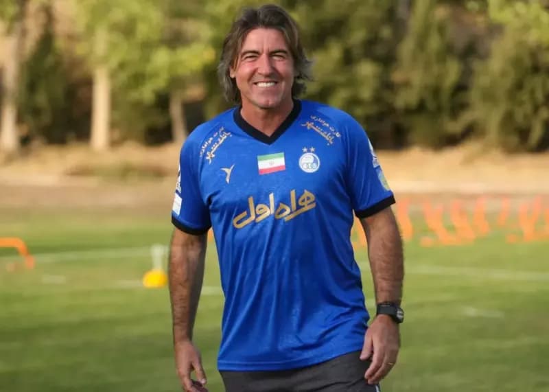 استخدام علی کریمی و تمدید با چشمی؛ شرط ساپینتو برای انصراف از جذب هافبک خارجی