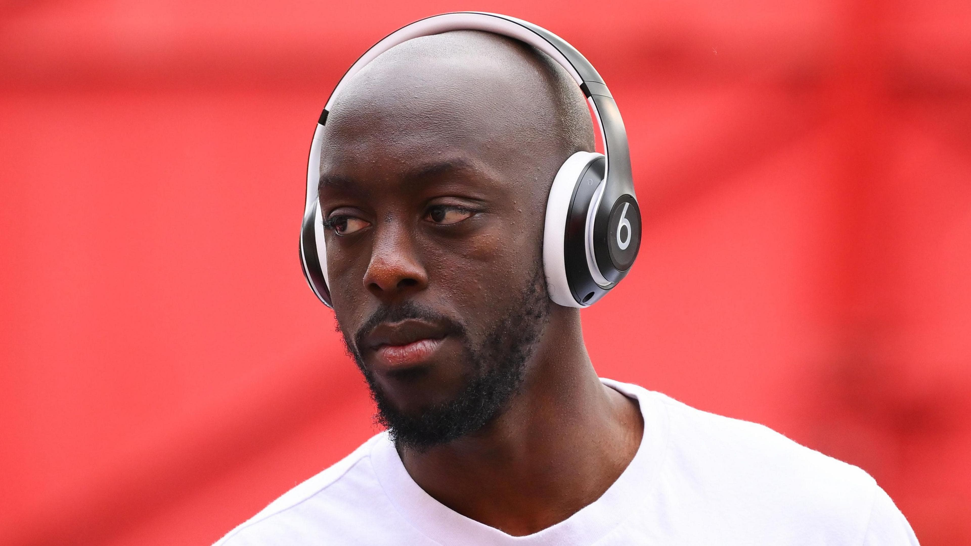 خروج ویسا از اردوی پیش‌فصل برنتفورد؛ احتمال انتقال به یکی از تیم‌های بزرگ انگلیس