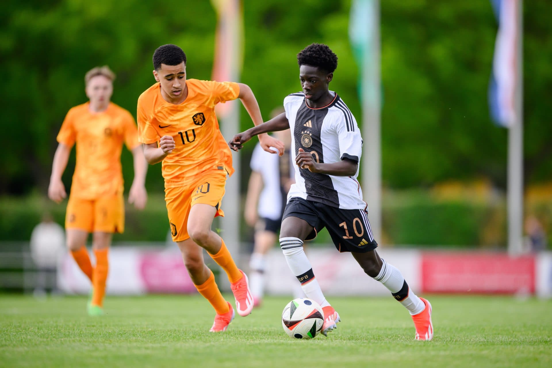 پایان تلاش رئال مادرید برای جذب پدیده نوجوان آژاکس