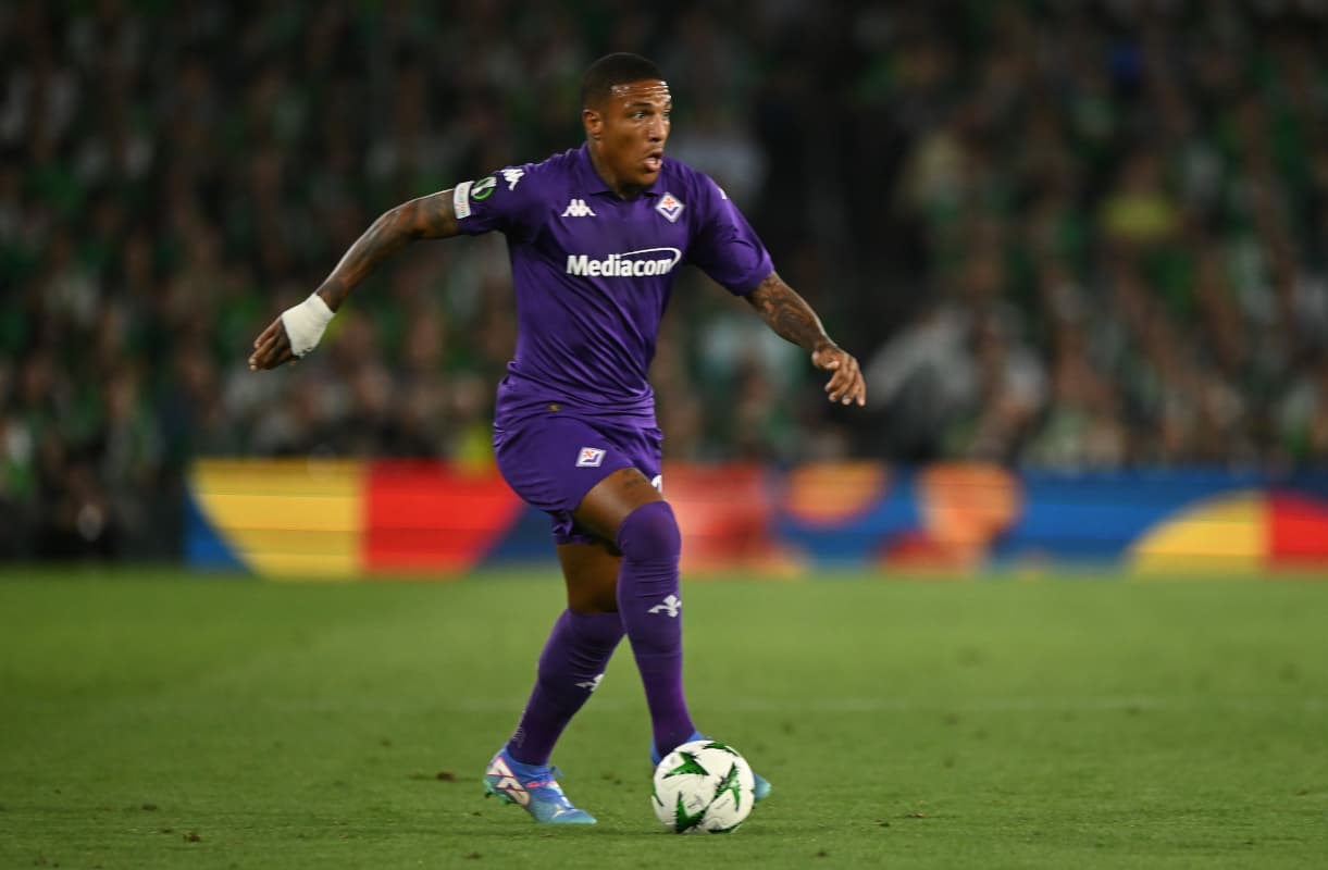 فولورونشو در آستانه انتقال به کالیاری از ناپولی