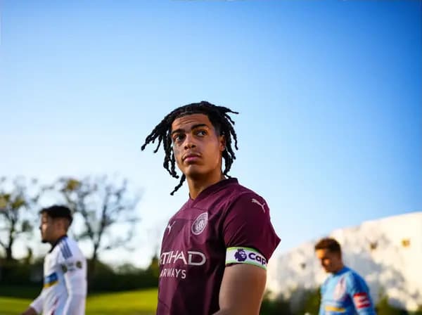 جذب علاقه برای انتقال جاهمای سیمپسون-پوزی از منچستر سیتی