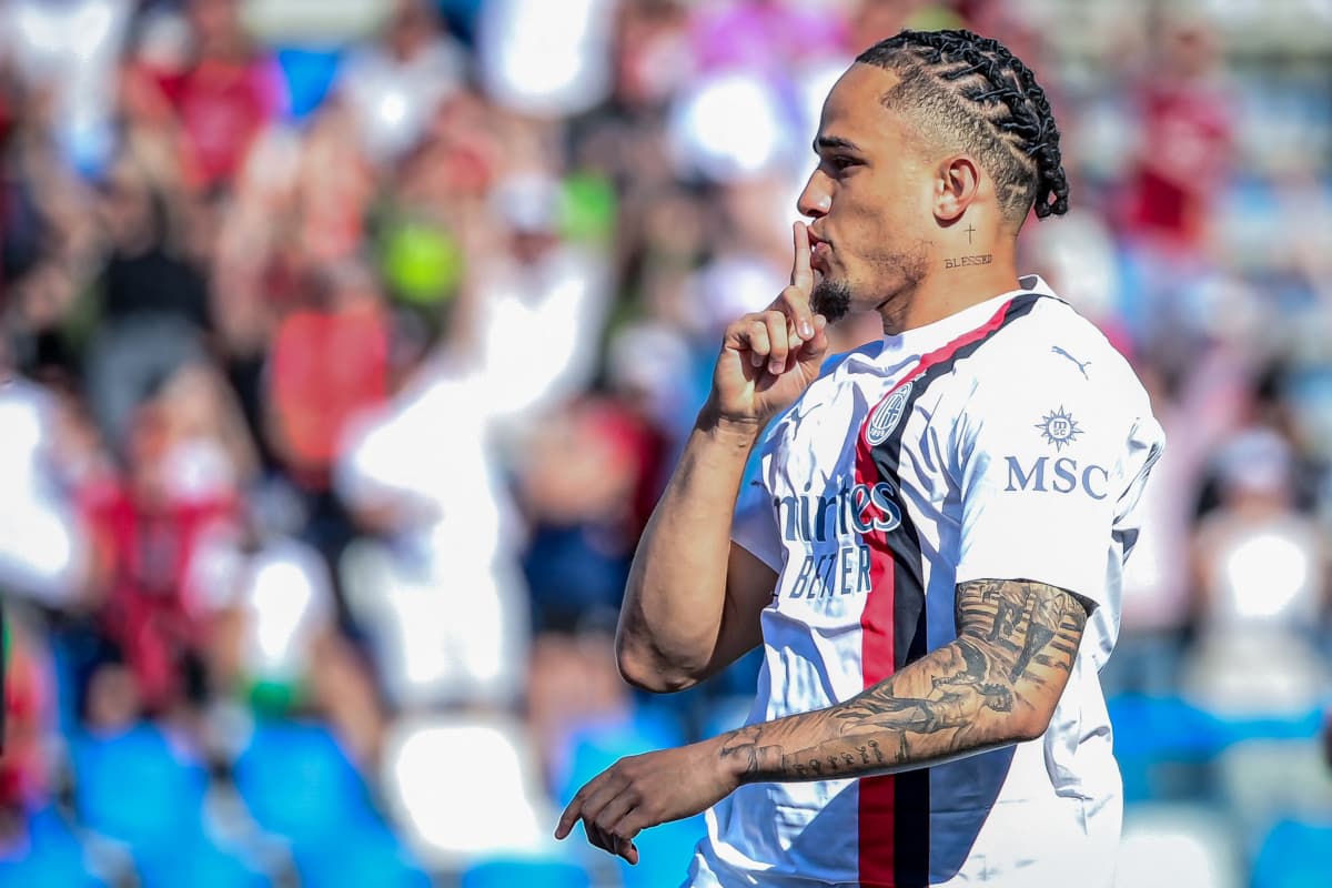 گزارش نقل و انتقالات: تمایل فلامنگو به جذب اوکافور و نزولا پس از توافق با امرسون رویال