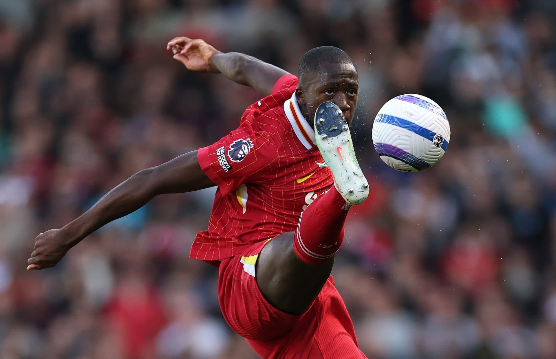 مدافع لیورپول آماده شنیدن پیشنهاد رئال مادرید