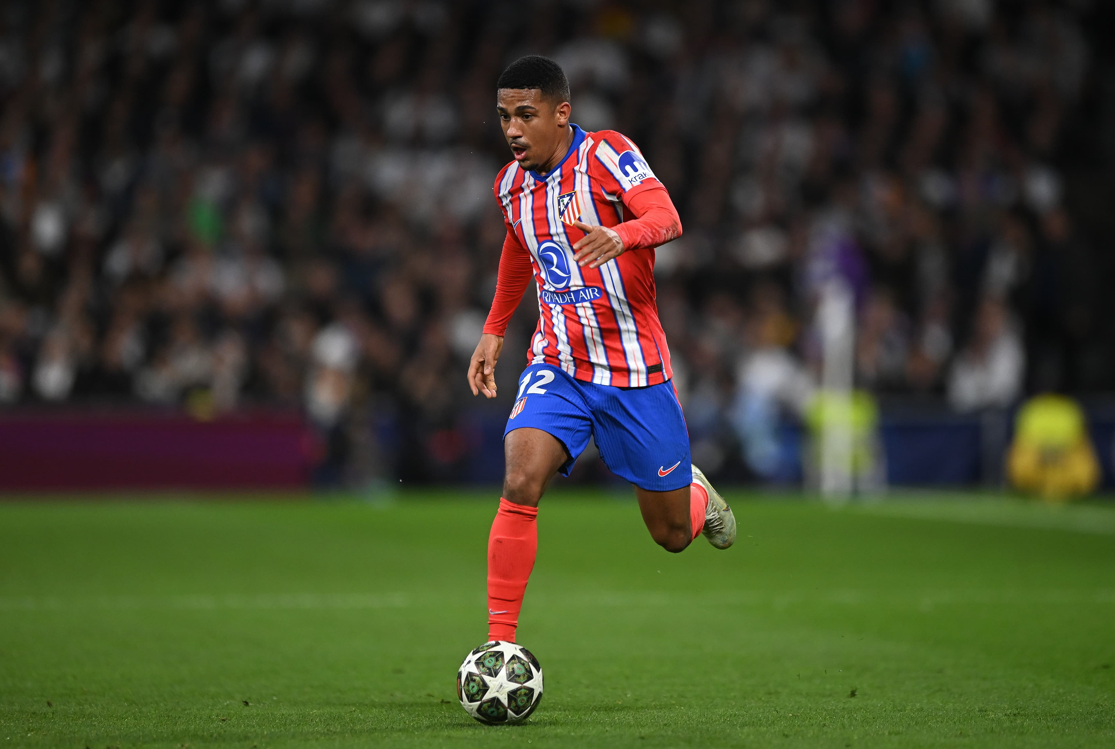 ساموئل لینو با قراردادی رکوردشکن به فلامنگو پیوست