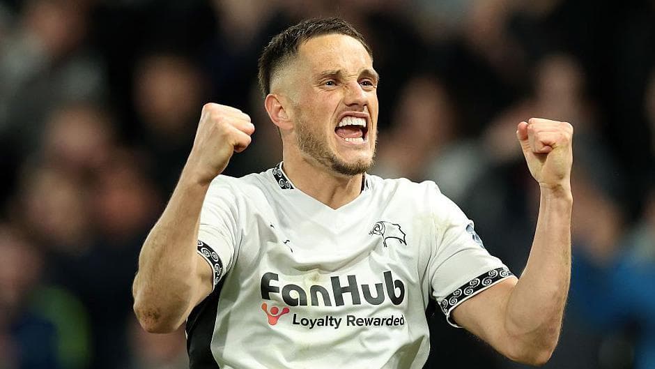 جری یتس به تیم لوتون تاون پیوست