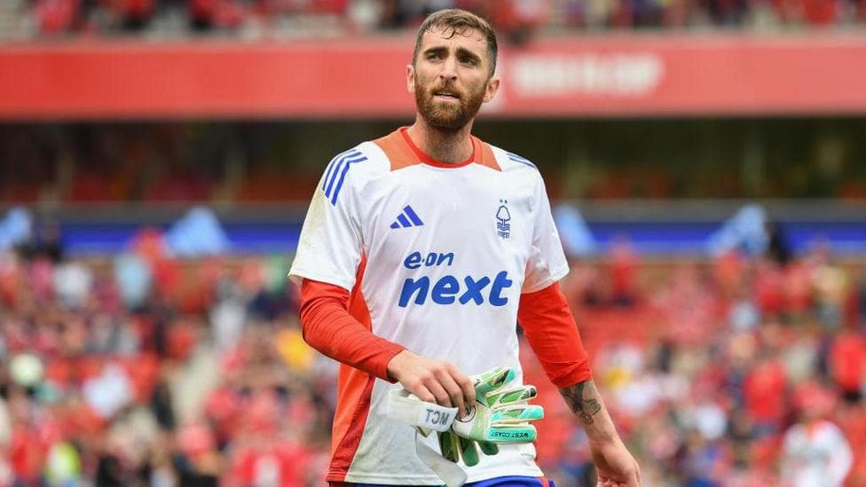 دروازه‌بان جنگل، ترنر، به لیون پیوست