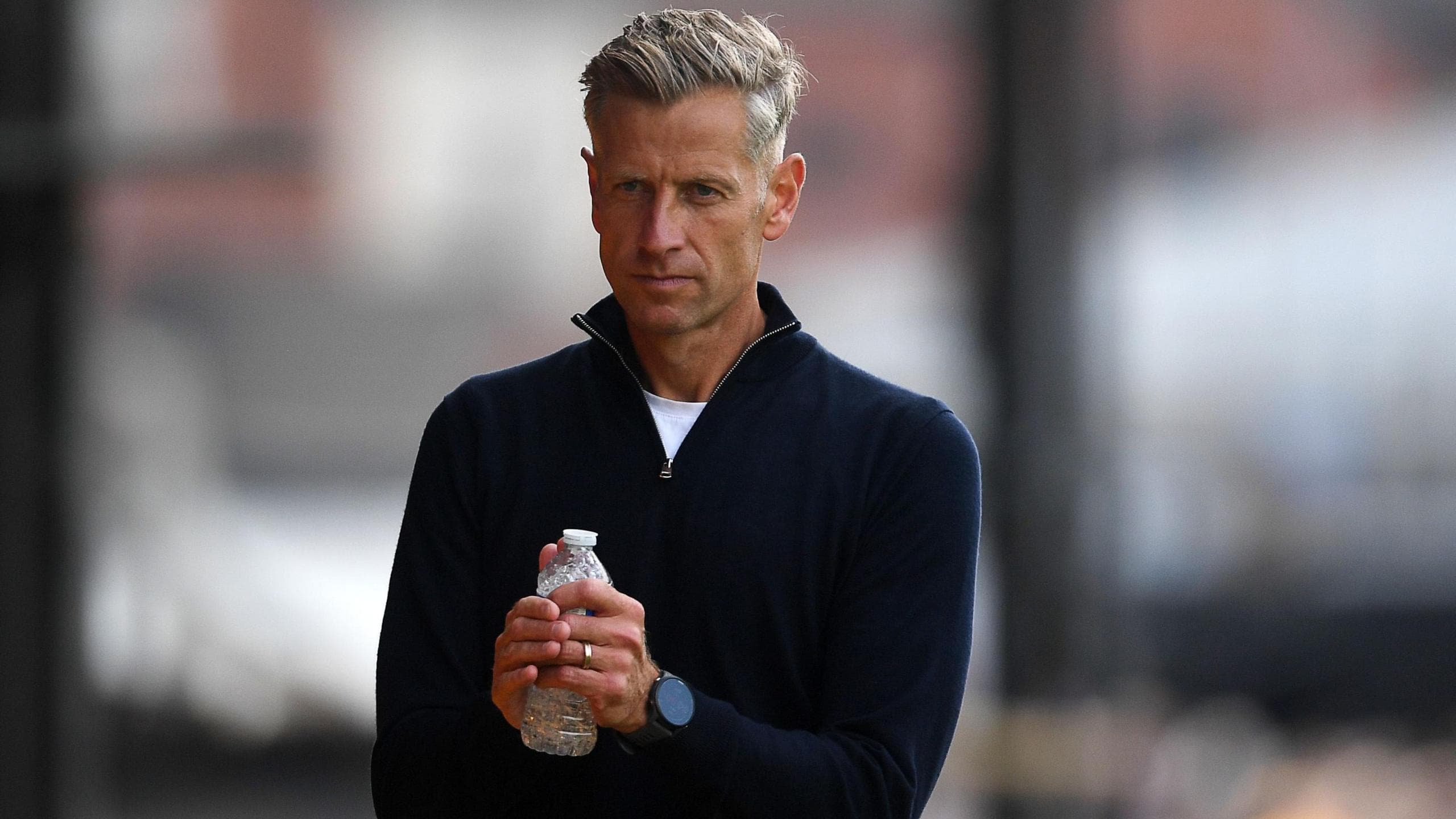 اعتراض سرمربی نیوپورت به برنامه‌ریزی ناعادلانه مسابقات EFL