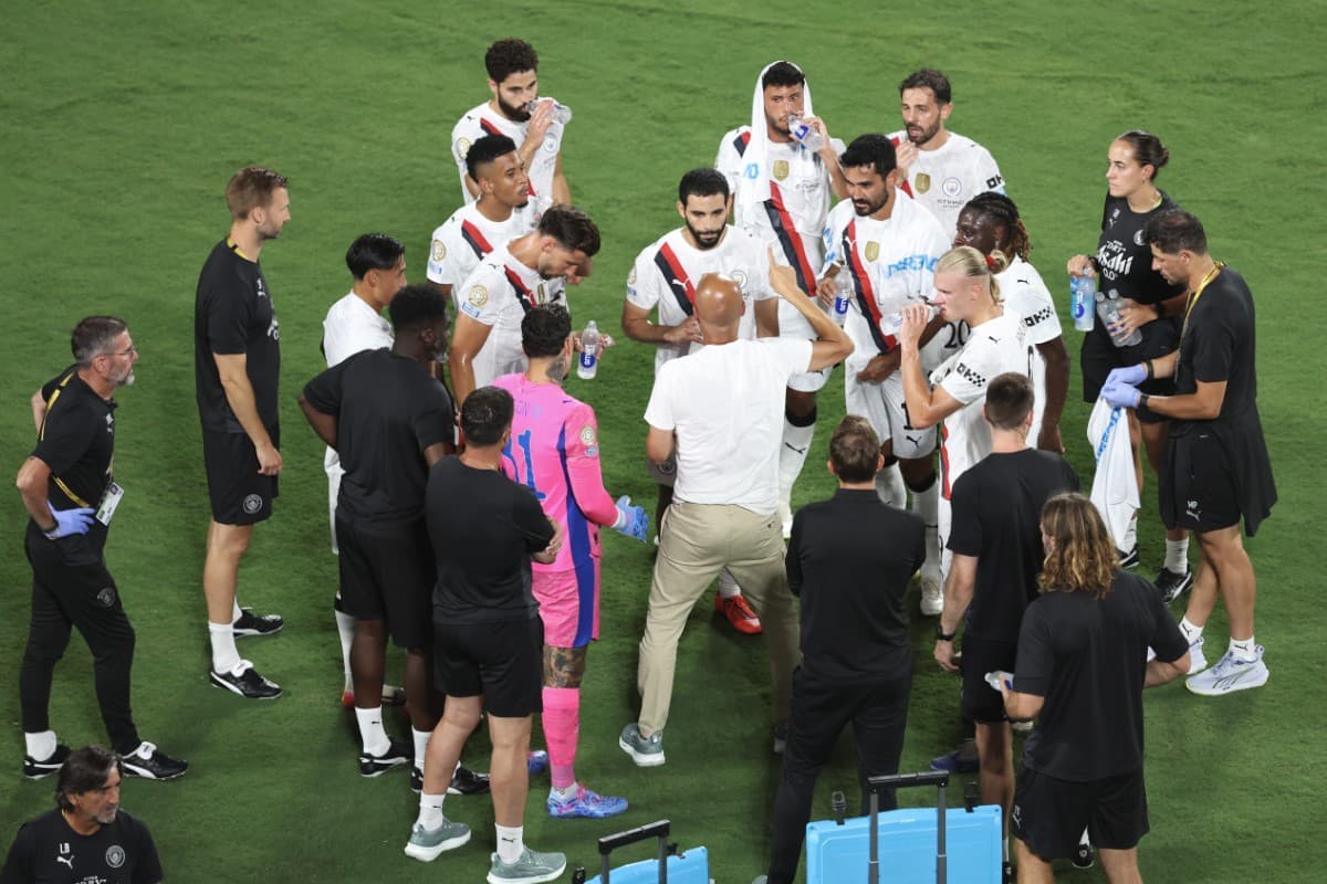 پیروزی منچسترسیتی مقابل پرستون نورث‌اند در ادامه آماده‌سازی برای فصل ۲۶-۲۵