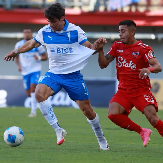 تعویق بازی کاتولیکا و نیوبلنسه توسط ANFP