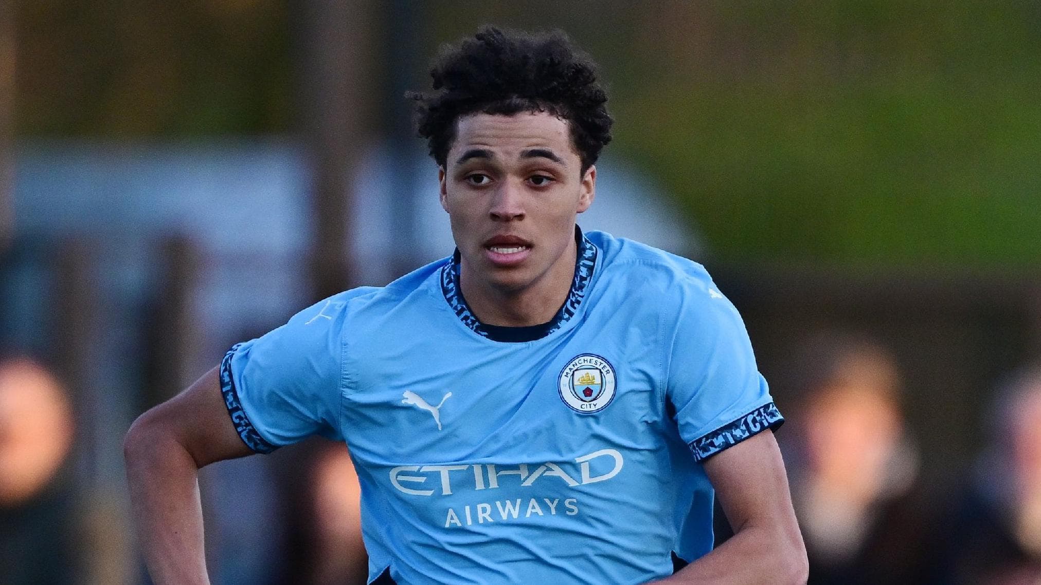 مکس آلین به طور قرضی از منچسترسیتی به واتفورد پیوست