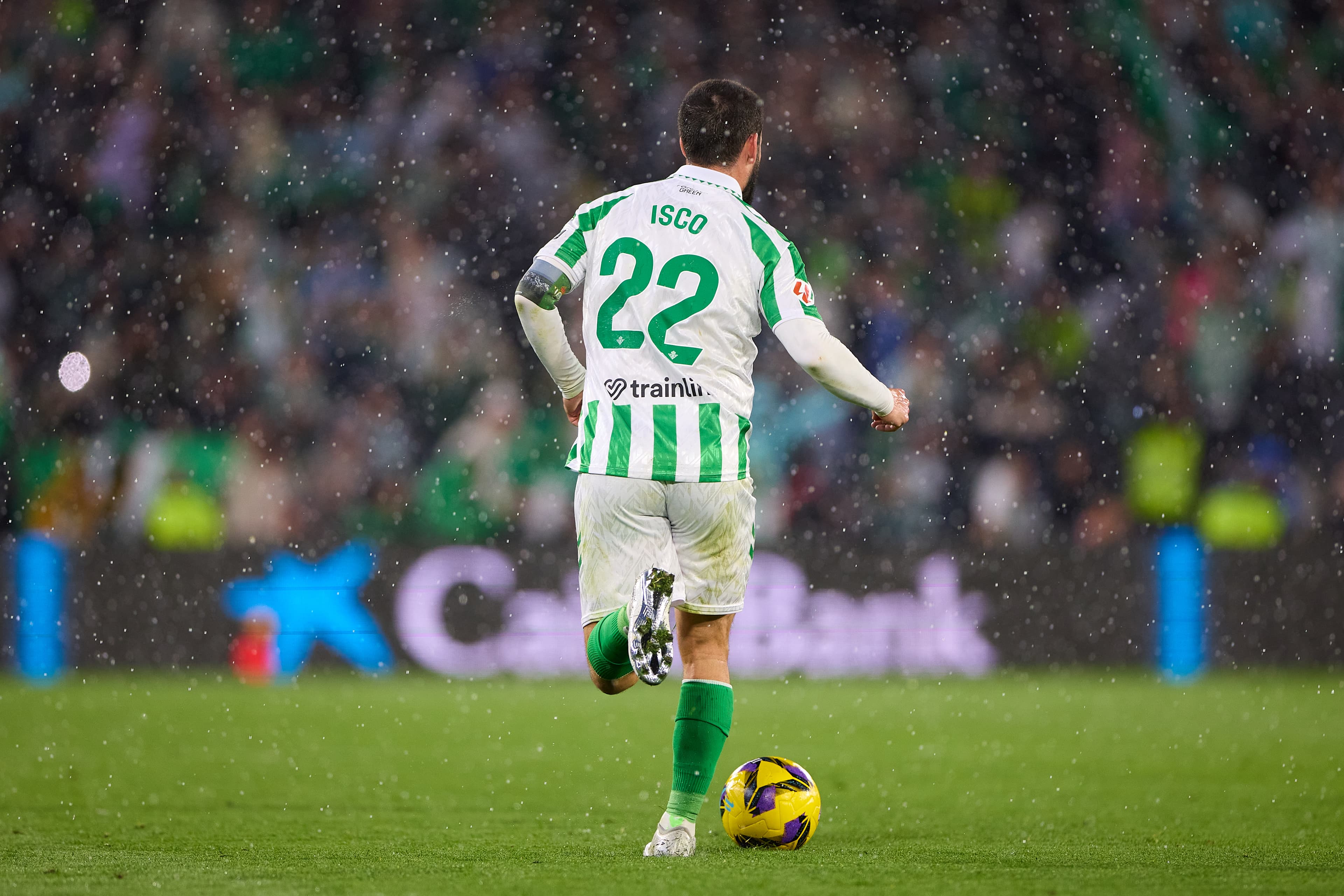 شکستگی استخوان نازک‌نی؛ باشگاه بتیس وضعیت پزشکی ایسکو را تایید کرد