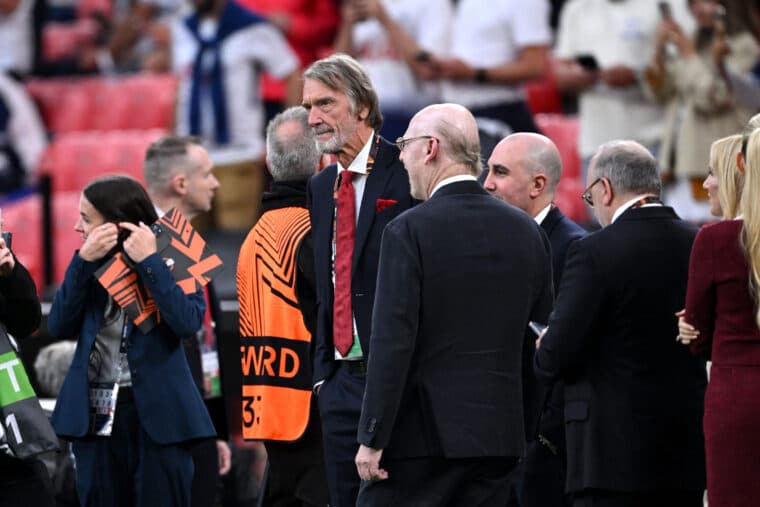 سه هفته سرنوشت‌ساز برای راتکلیف در منچستریونایتد