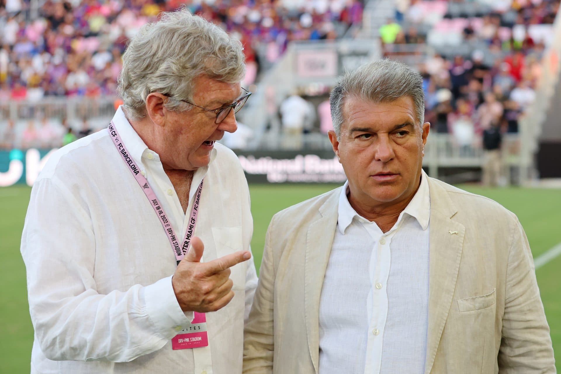 صحبت‌های لاپورتا درباره ترشتگن، ثبت بازیکنان و بازگشت به کمپ نو