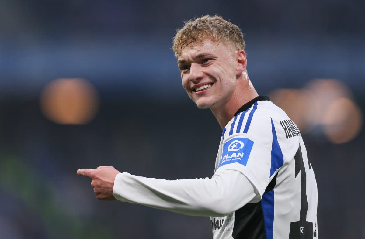 آدام کارابک، هافبک اسپارتا پراگ، در آستانه انتقال قرضی به لیون