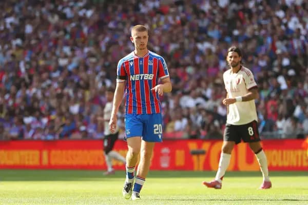 حضور مداوم منچسترسیتی در بازی‌های کریستال پالاس برای زیر نظر گرفتن آدام وارتون