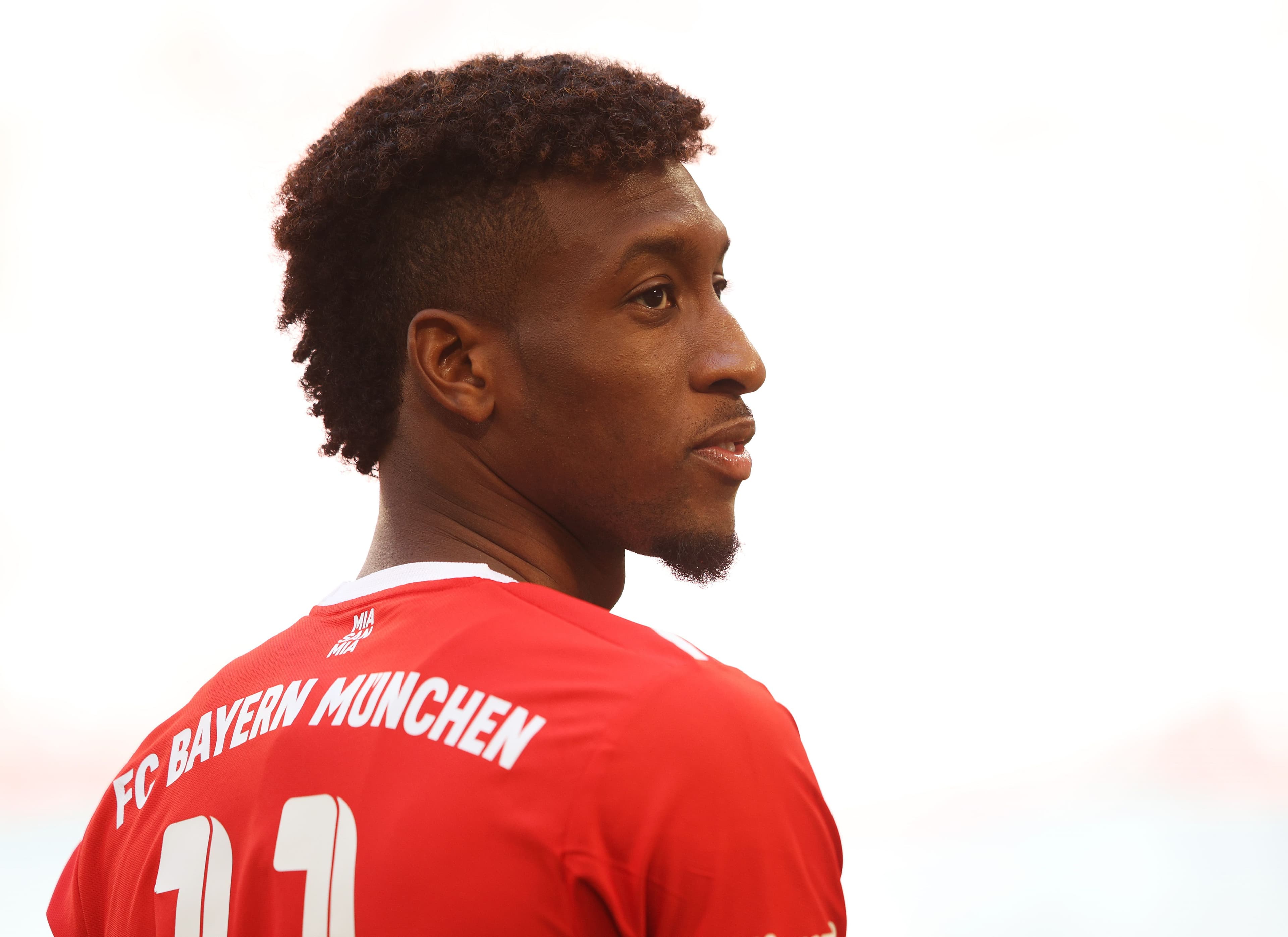 رسمی: کینگزلی کومان به باشگاه فوتبال النصر عربستان پیوست