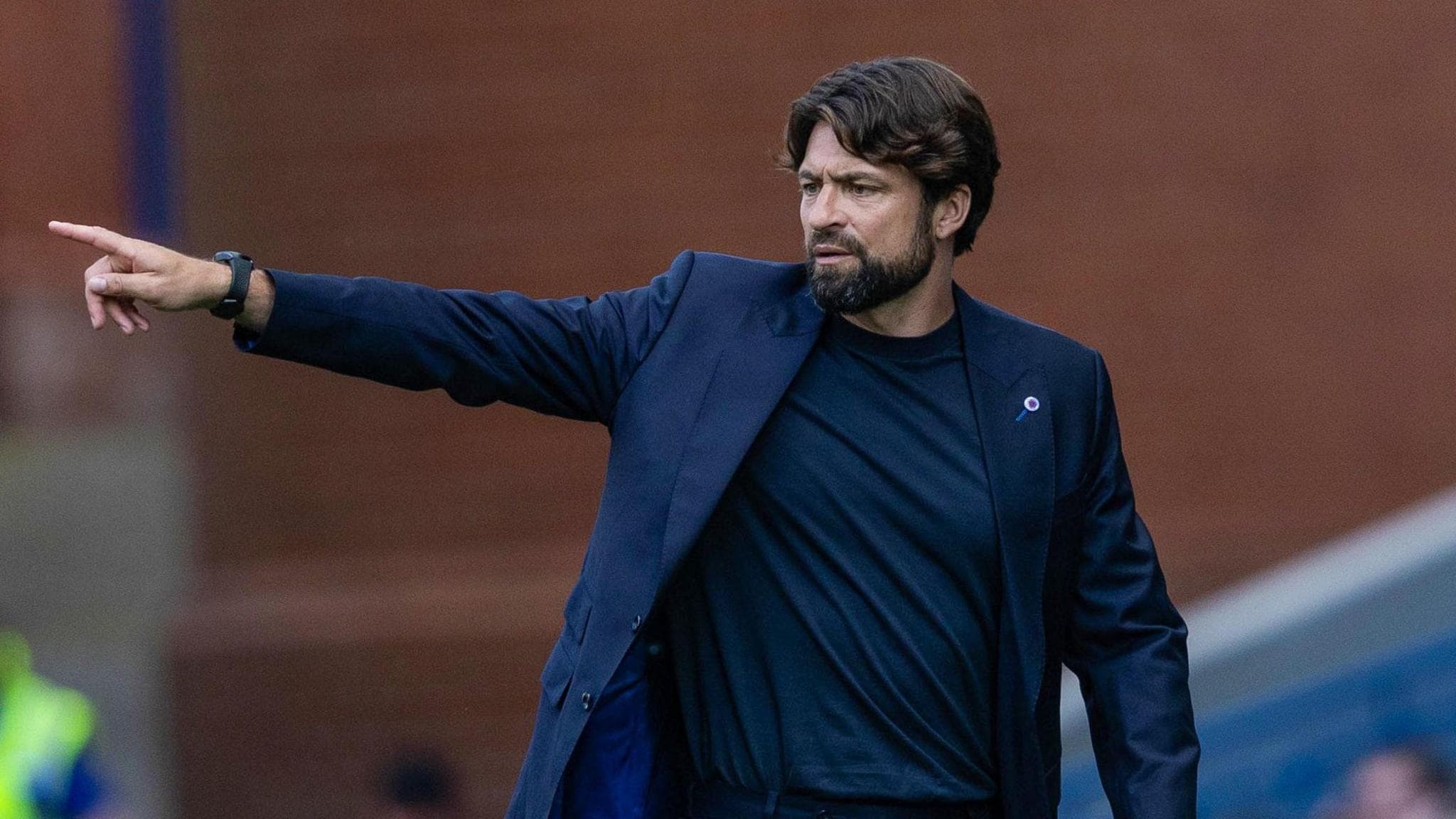 تایید علاقه رنجرز به مگوما؛ مارتین از تقویت تیم پیش از لیگ قهرمانان اروپا خبر داد